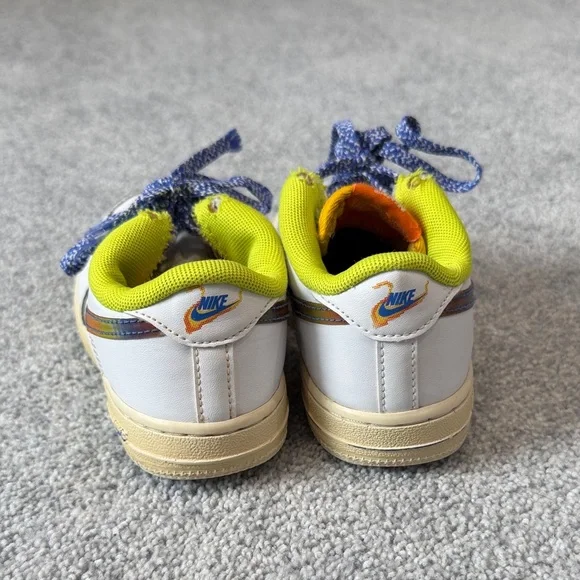 Nike Kids Air Force 1 Sneakers - Picture 3 of 5